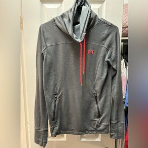 Under armour sweatshirt